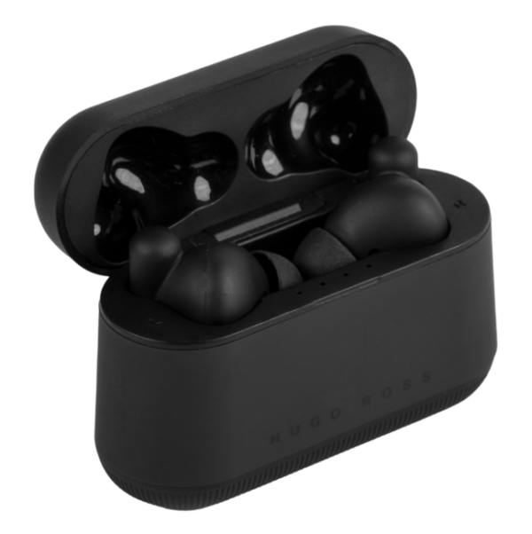 Hugo Boss earbuds og ladestation