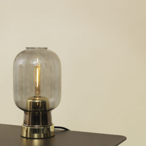 Normann Copenhagen Amp bordlampe