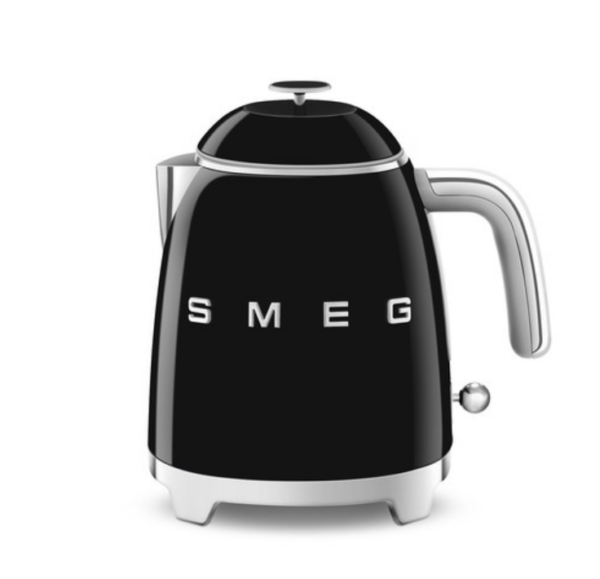 SMEG elkedel 800 ml